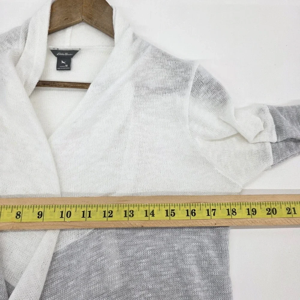 Eddie Bauer‎ Womens M Gray White Knit Cardigan Sweater Long Sleeve Open Front